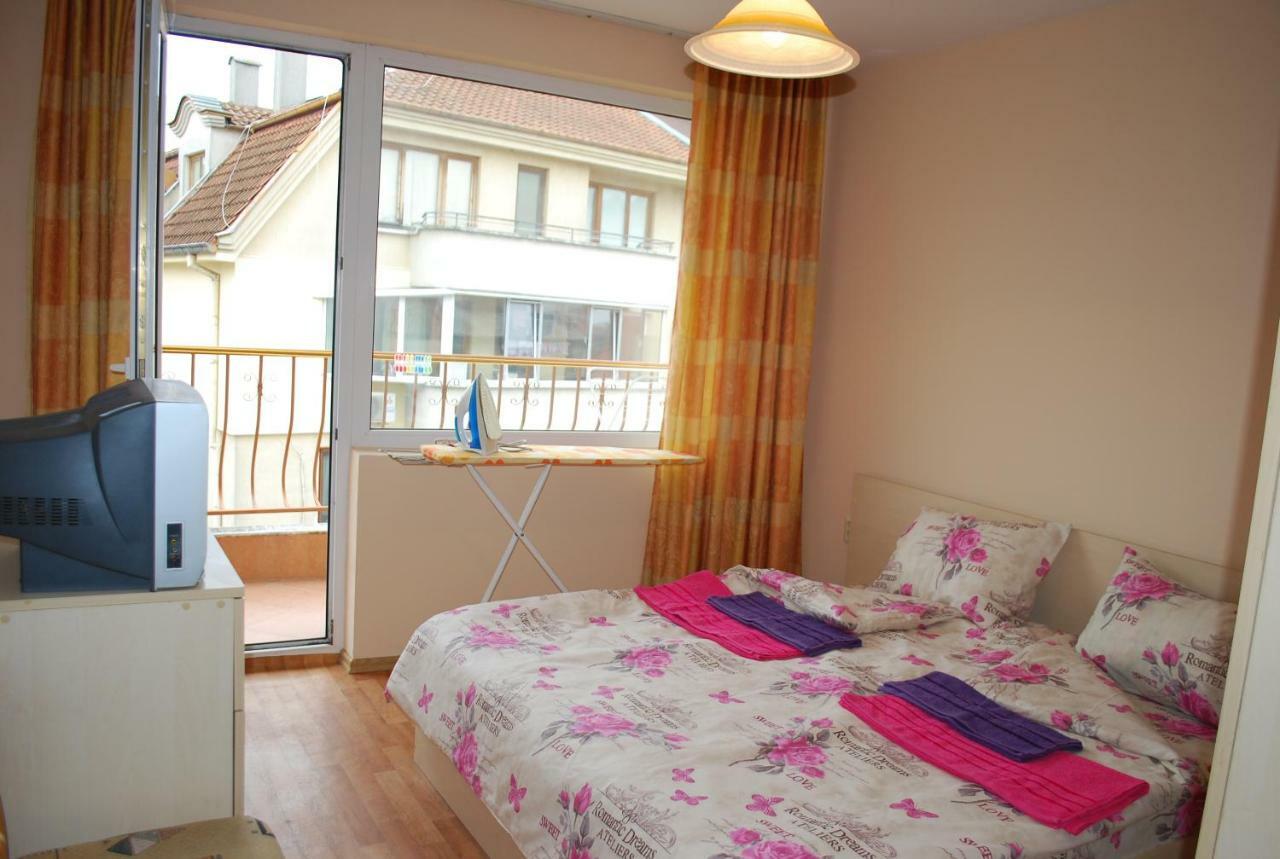 City Stay In Varna ภายนอก รูปภาพ