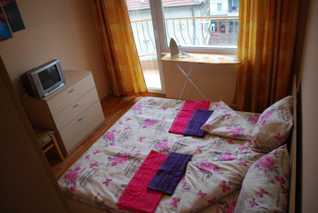 City Stay In Varna ภายนอก รูปภาพ