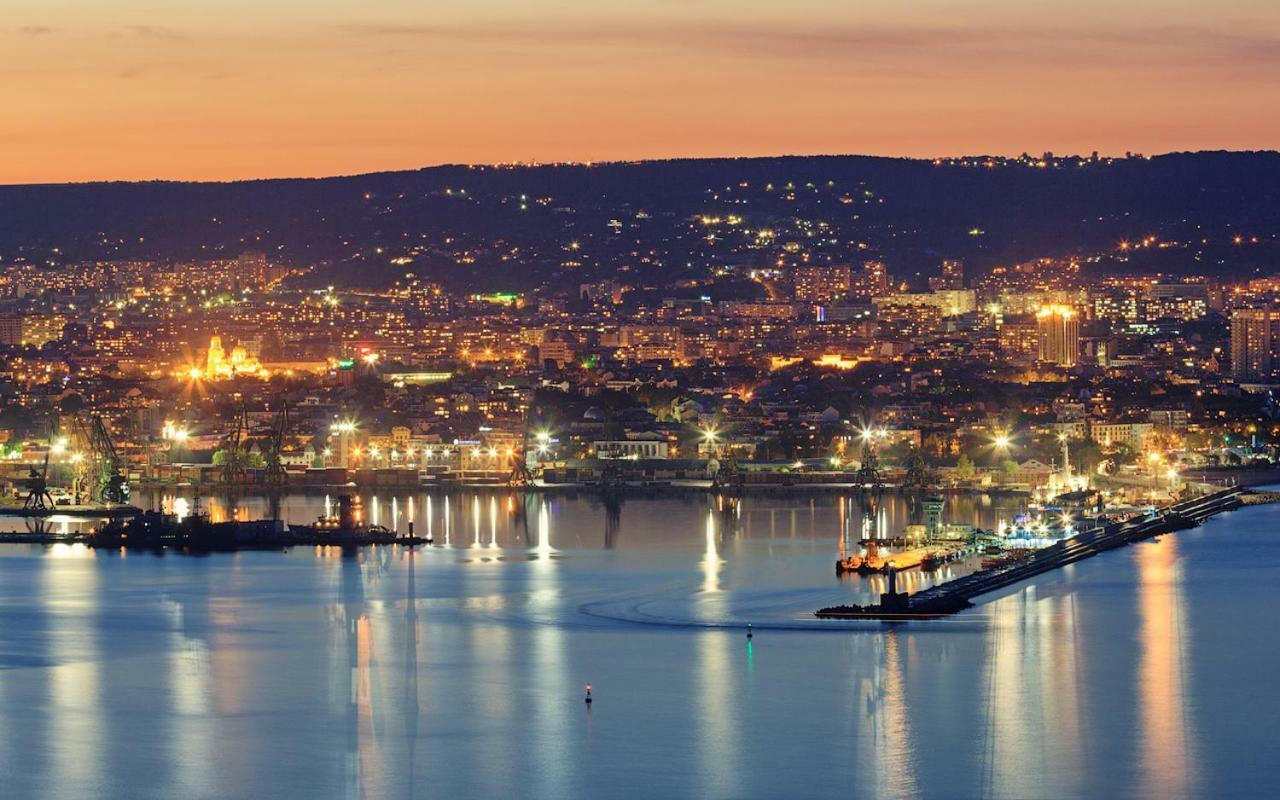 City Stay In Varna ภายนอก รูปภาพ