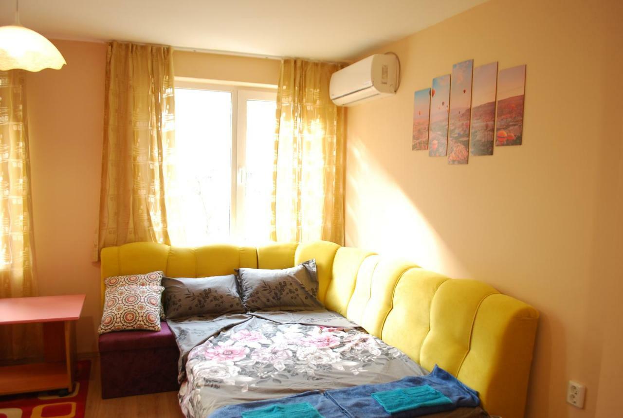 City Stay In Varna ภายนอก รูปภาพ
